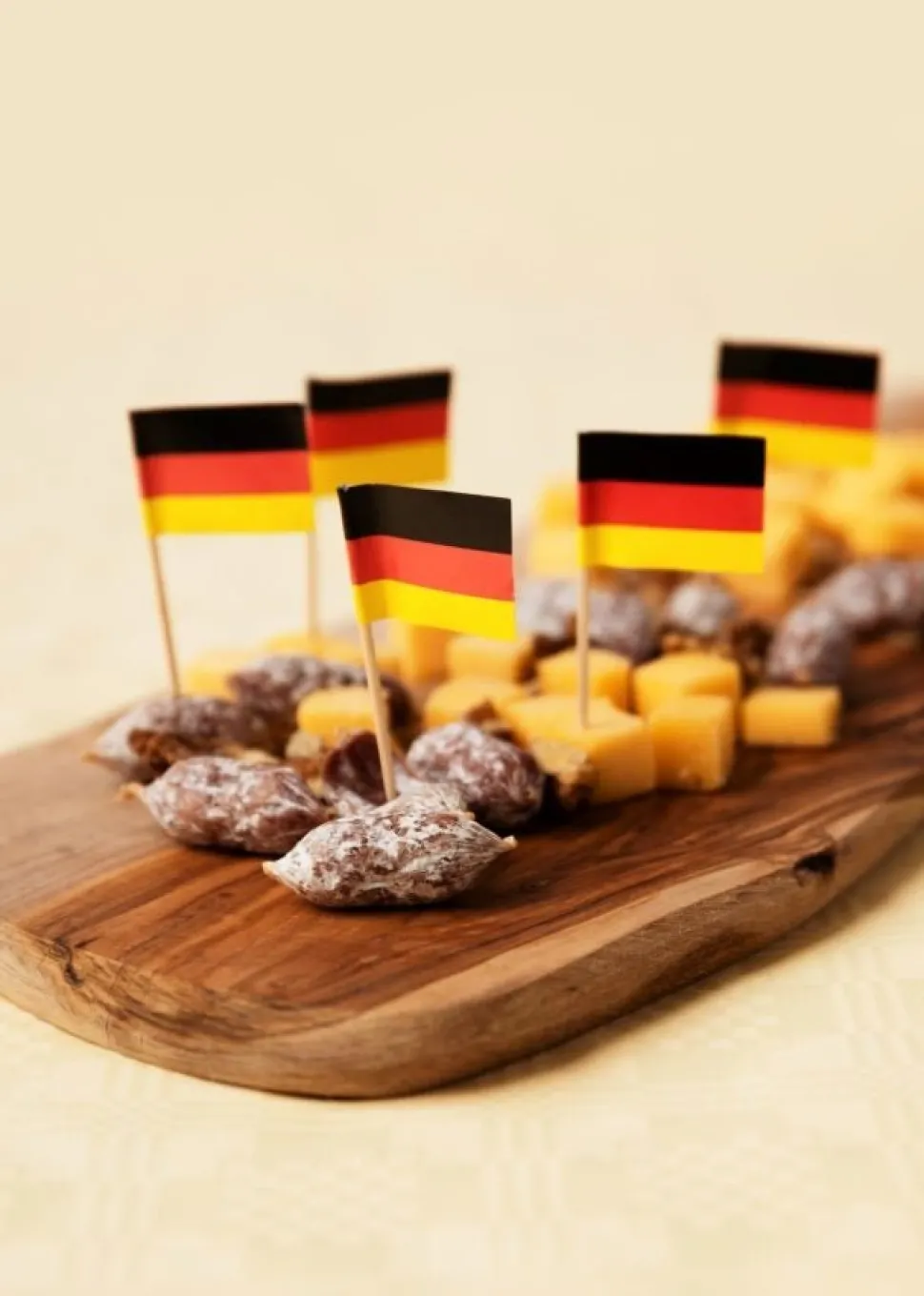 Cocktailprikkers Duitsland 8cm 50st