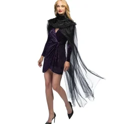 Halloween Cape Carmilla