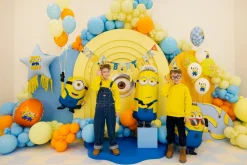 Minion Feesthoedjes 16cm 6st
